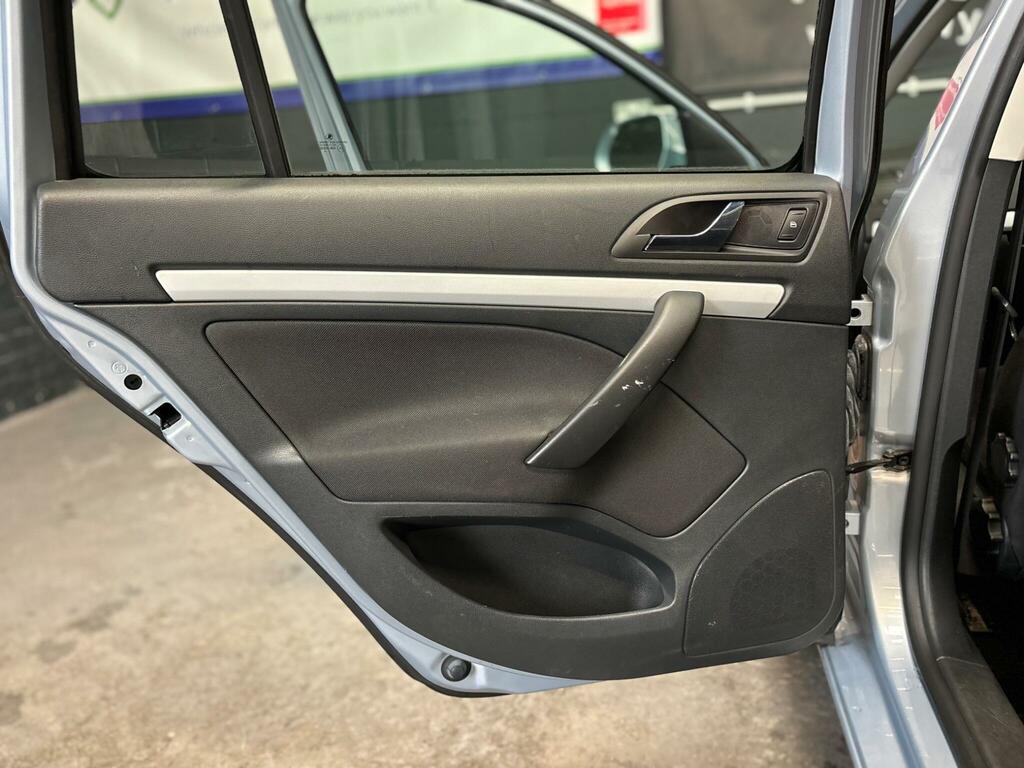 Skoda Octavia Hatchback Grey #18