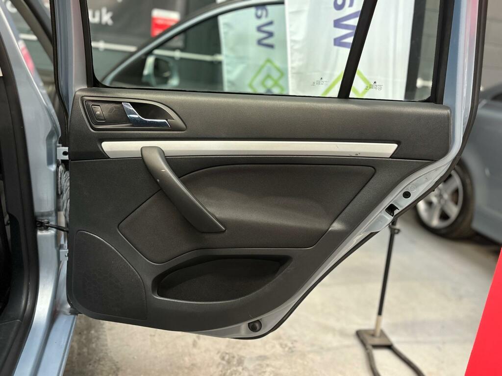 Skoda Octavia Hatchback Grey #20