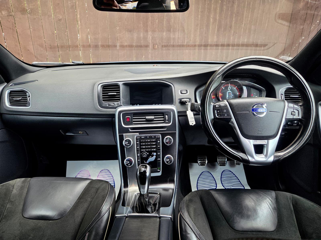 Volvo V60 2.0 D4 Se 178 Bhp Blue #9