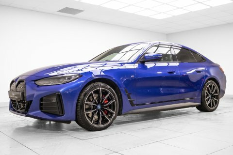 BMW i4 40 83.9Kwh M YL23FDX Blue #5