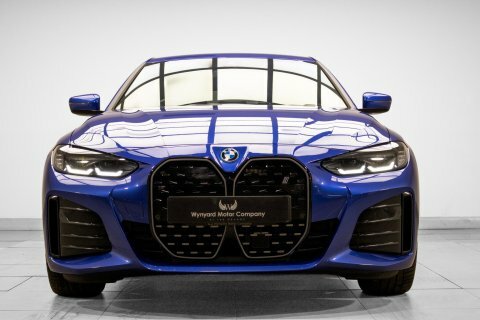 BMW i4 40 83.9Kwh M YL23FDX Blue #3