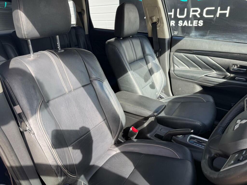 Mitsubishi Outlander  Grey #15
