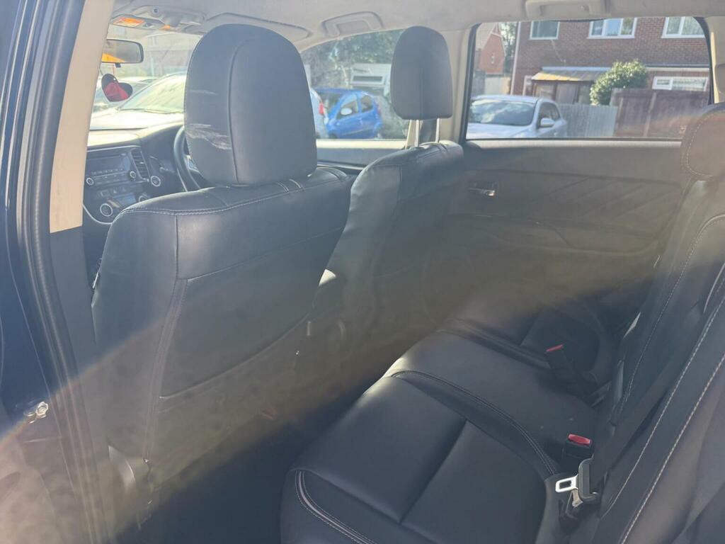 Mitsubishi Outlander  Grey #19
