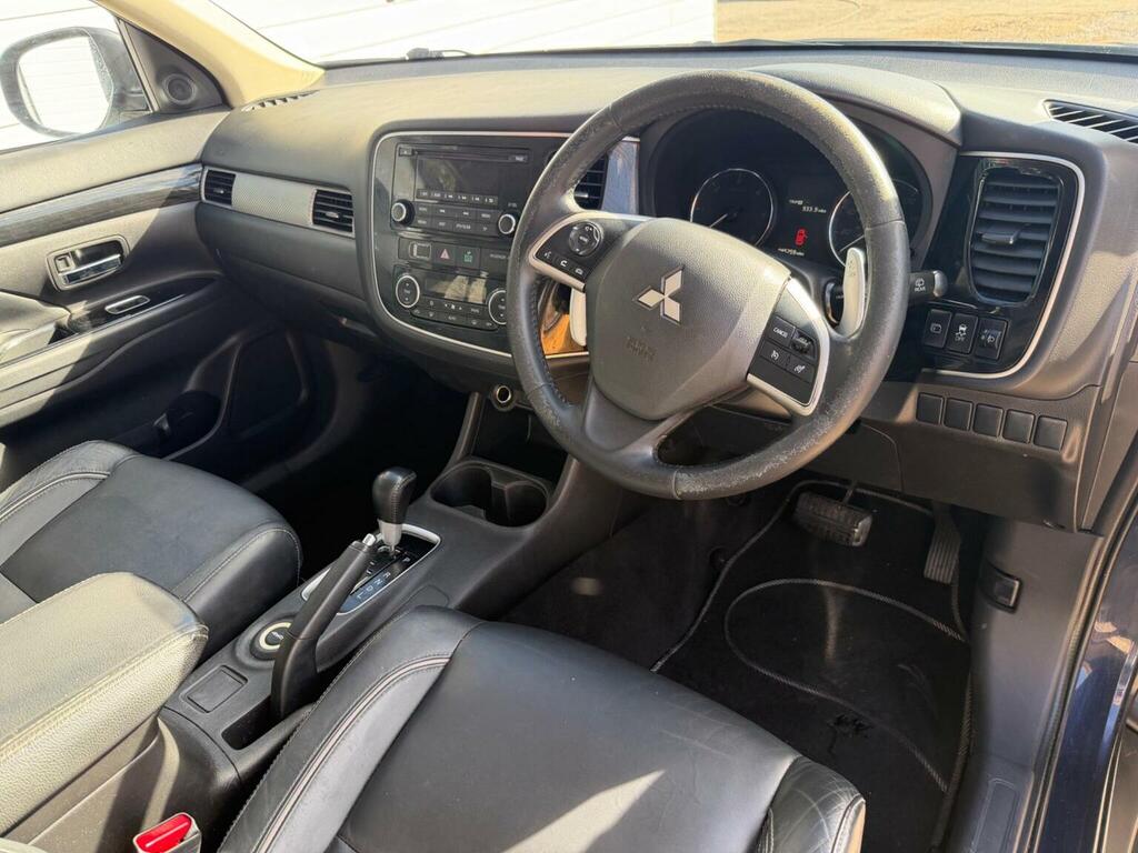 Mitsubishi Outlander  Grey #29