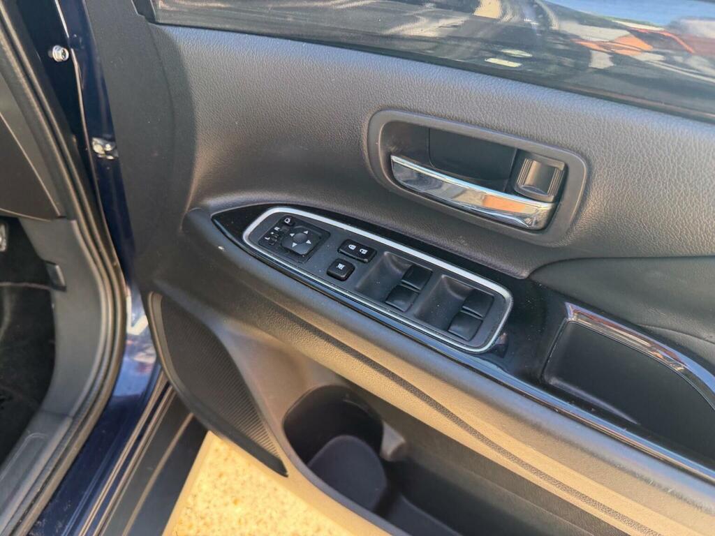 Mitsubishi Outlander  Grey #21