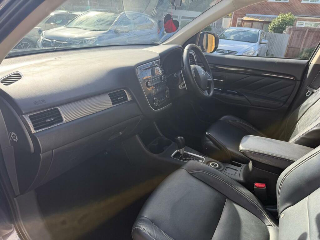 Mitsubishi Outlander  Grey #30