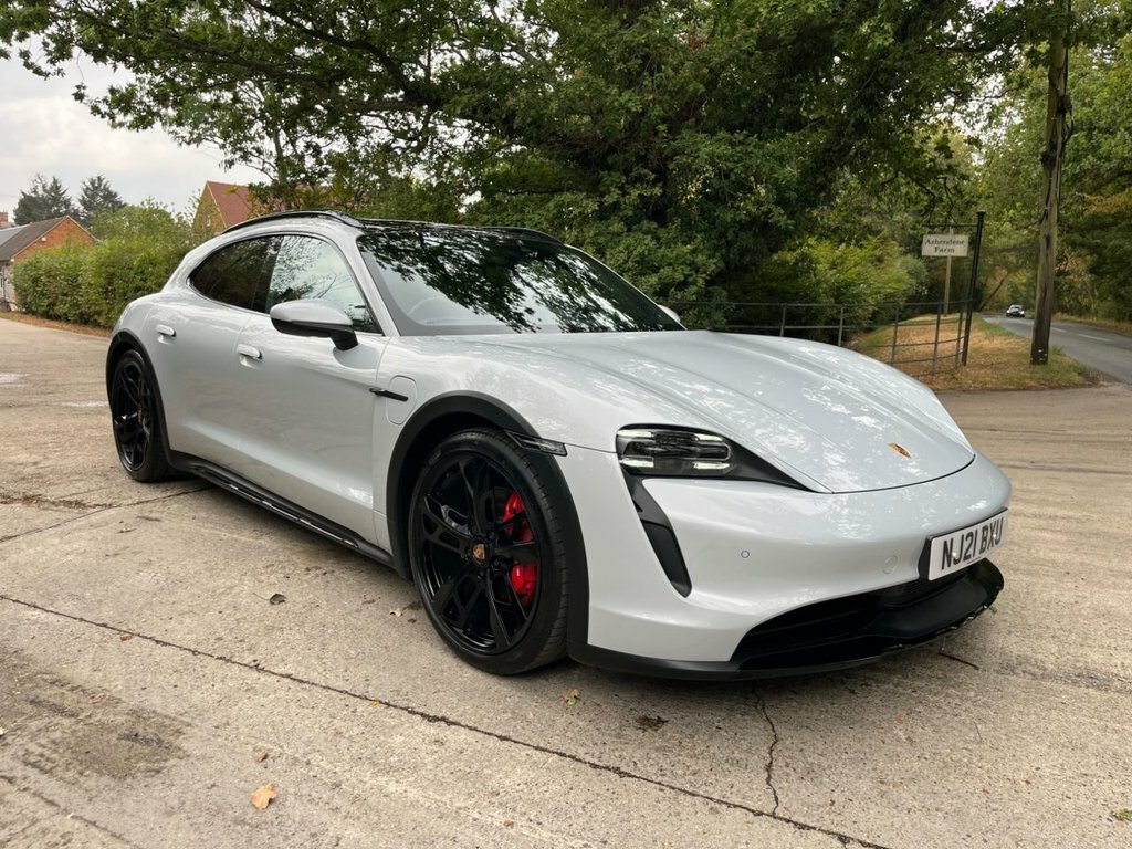 Porsche Taycan 4S Cross Turismo Grey