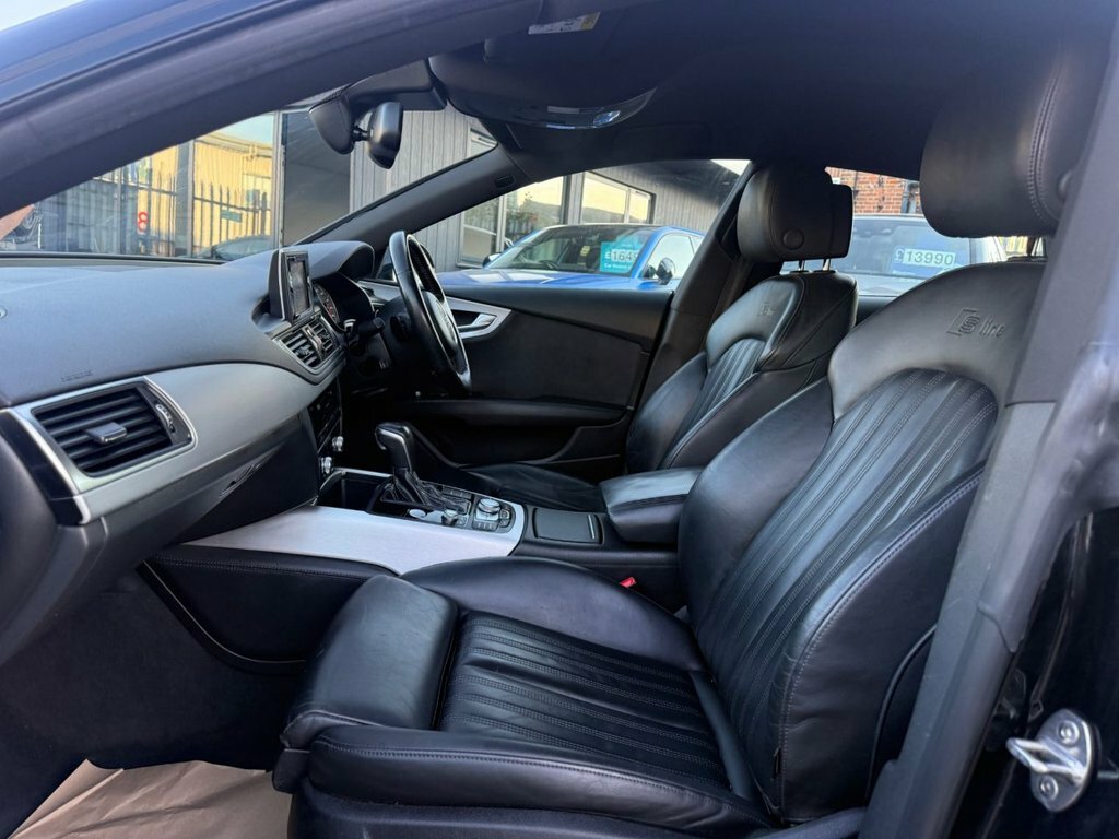 Audi A7 Hatchback White #81