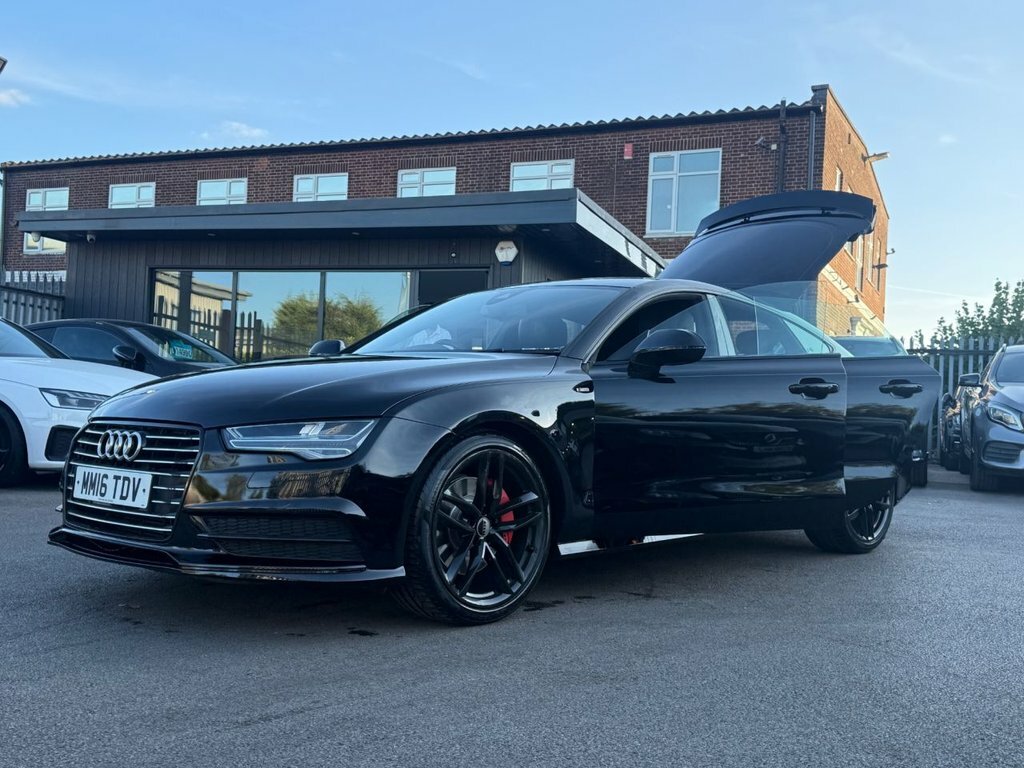 Audi A7 Hatchback White #18