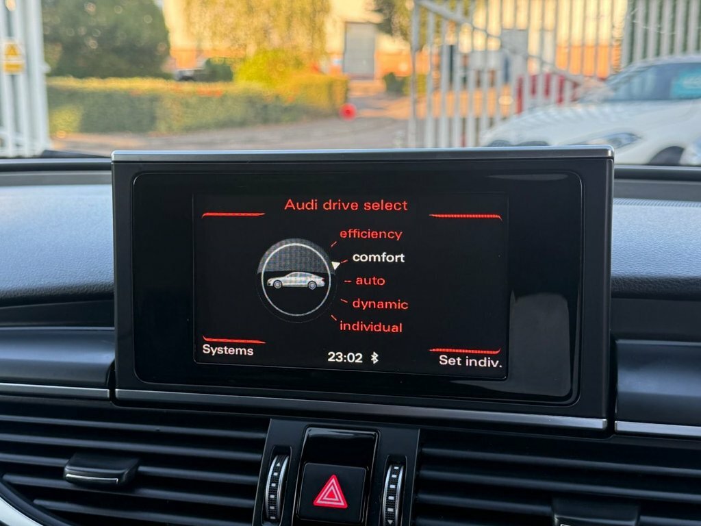 Audi A7 Hatchback White #53