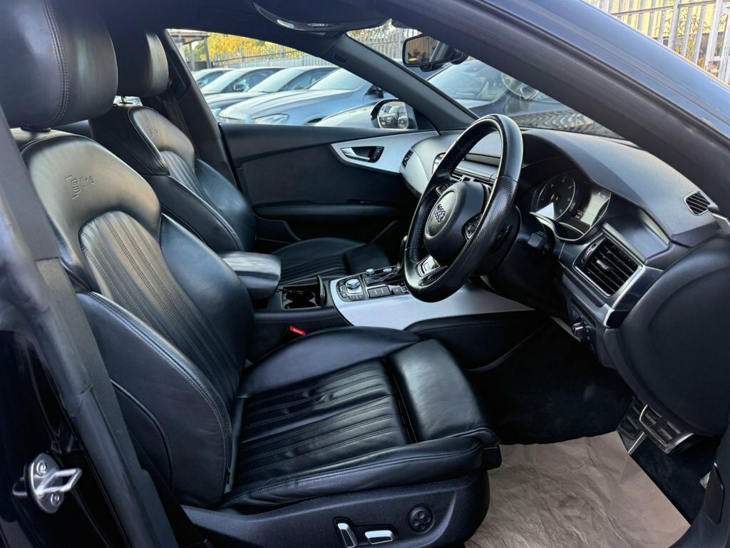 Audi A7 Hatchback White #38