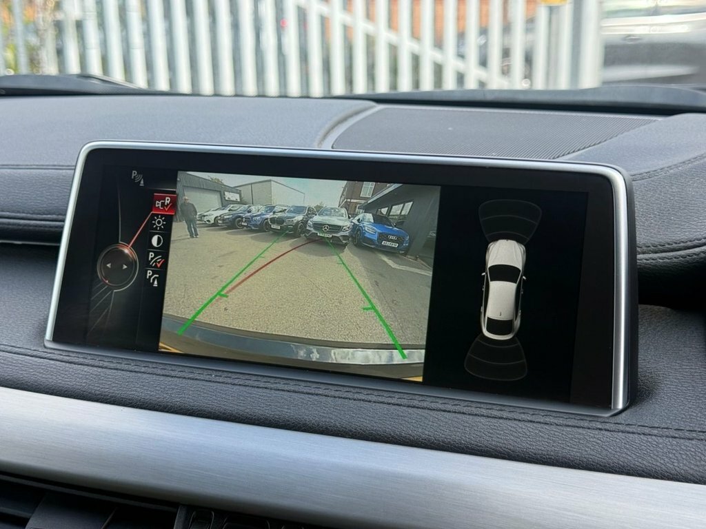 BMW X6 3L Se Black #6