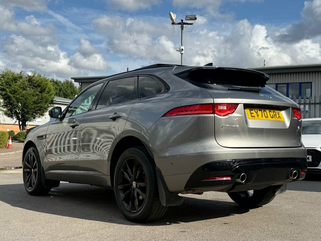 Jaguar F-Pace 3L S Silver #3