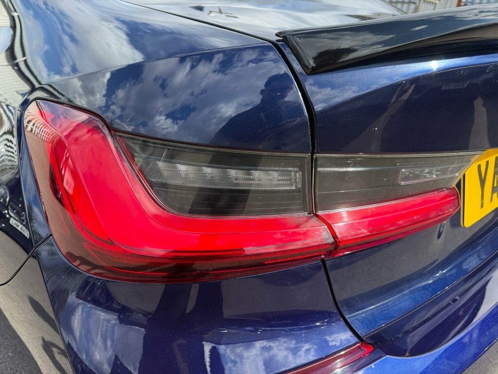 BMW 3 Series 320D Efficientdynamics Plus White #28