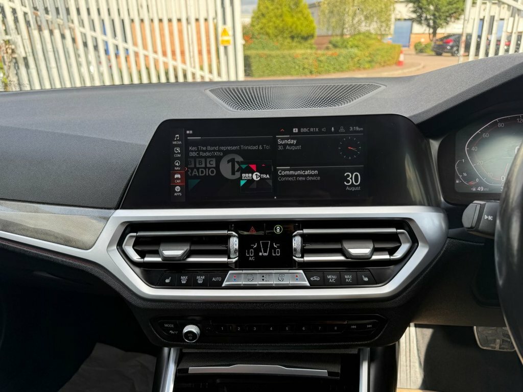 BMW 3 Series 320D Efficientdynamics Plus White #49
