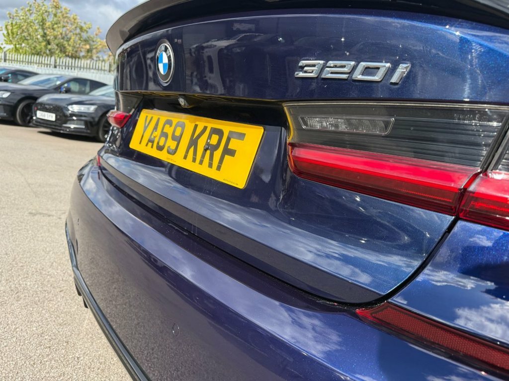 BMW 3 Series 320D Efficientdynamics Plus White #29