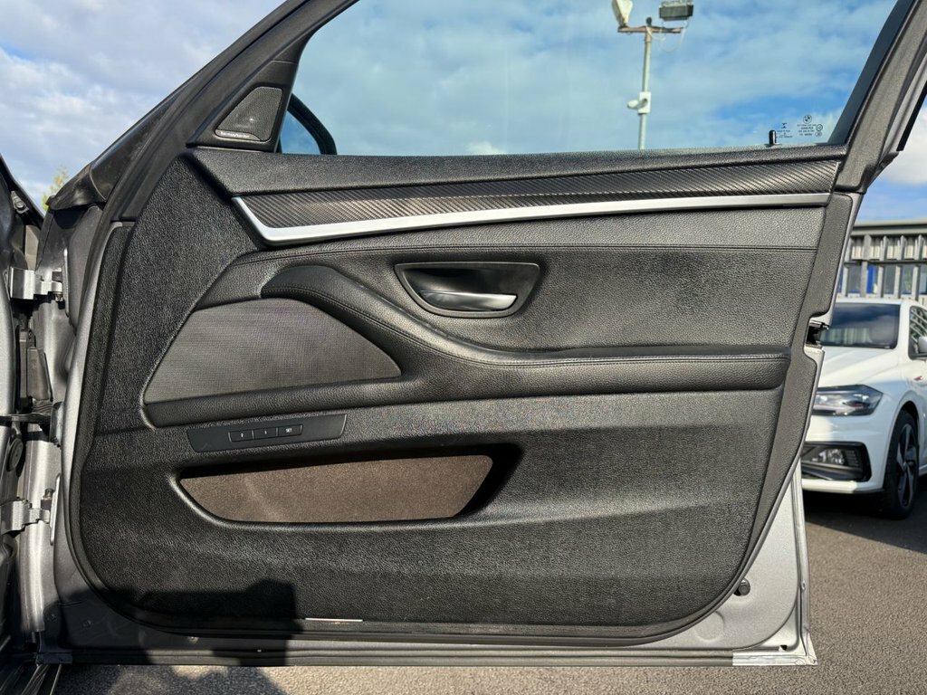 BMW 5 Series  Black #31