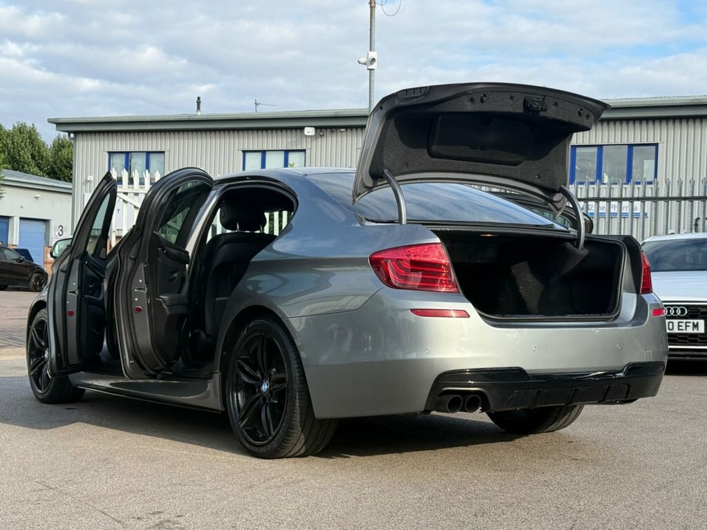 BMW 5 Series  Black #16