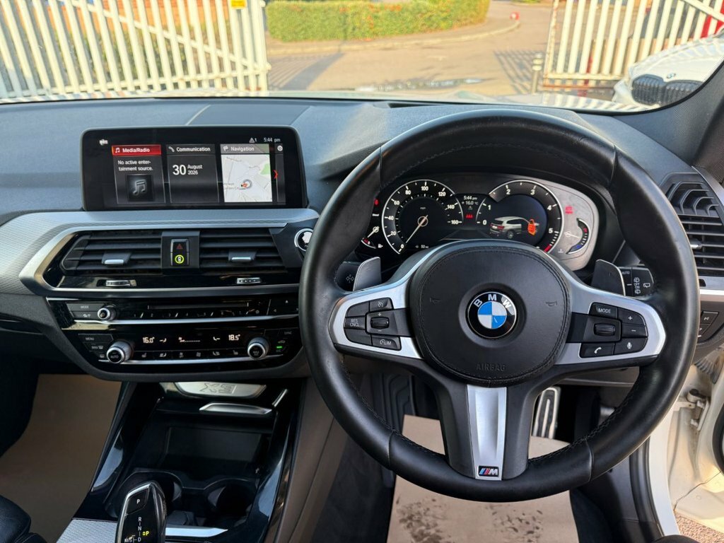 BMW X3 2L M Sport White #4