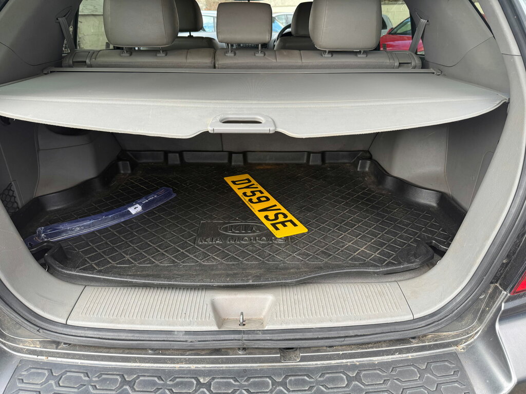 Kia Sorento Black #7