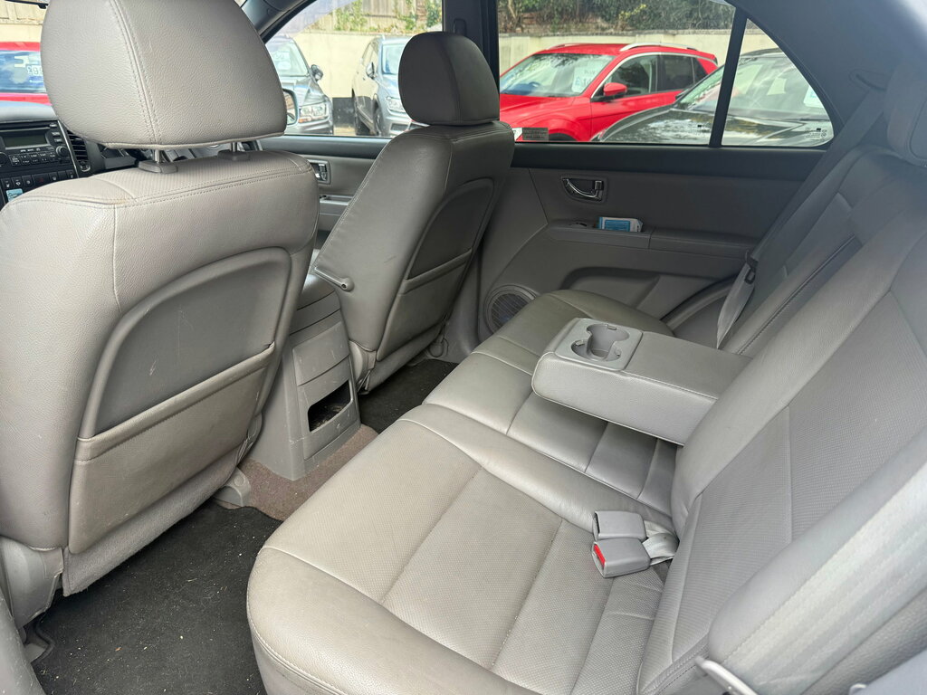 Kia Sorento Black #12