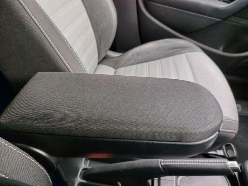 Volkswagen Polo Se 1.2 Tsi 90Ps 7-Speed Dsg Black #32