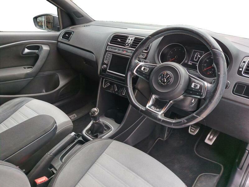 Volkswagen Polo Se 1.2 Tsi 90Ps 7-Speed Dsg Black #12