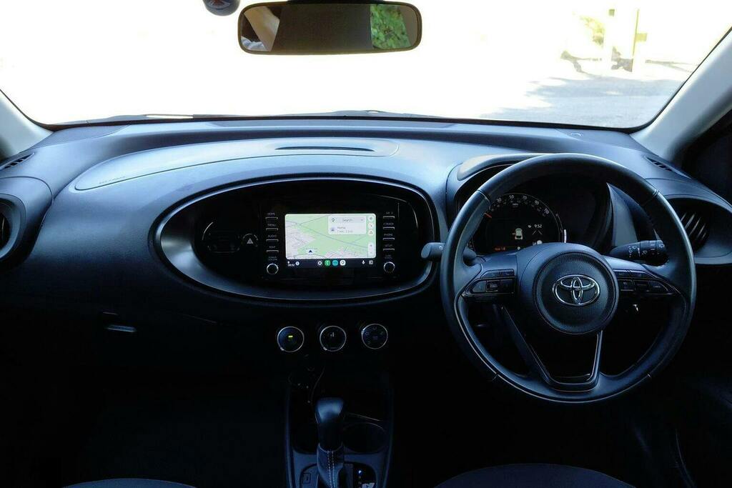 Toyota Aygo X 1.0 Vvt I Pure Hatchback X Shift GU73JJZ Black #6