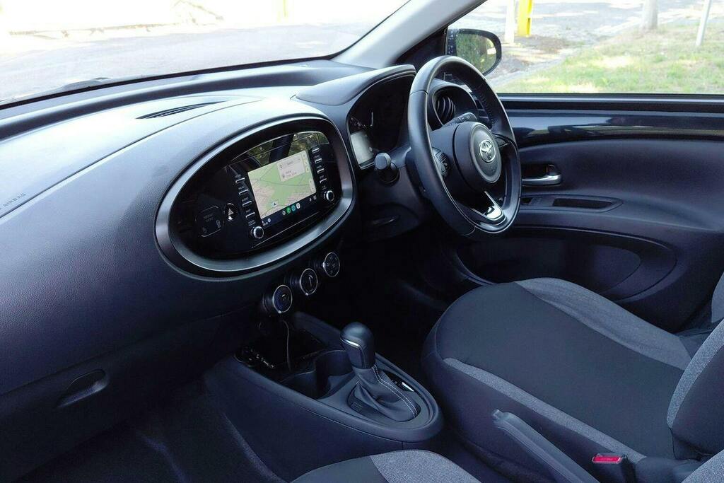 Toyota Aygo X 1.0 Vvt I Pure Hatchback X Shift GU73JJZ Black #5