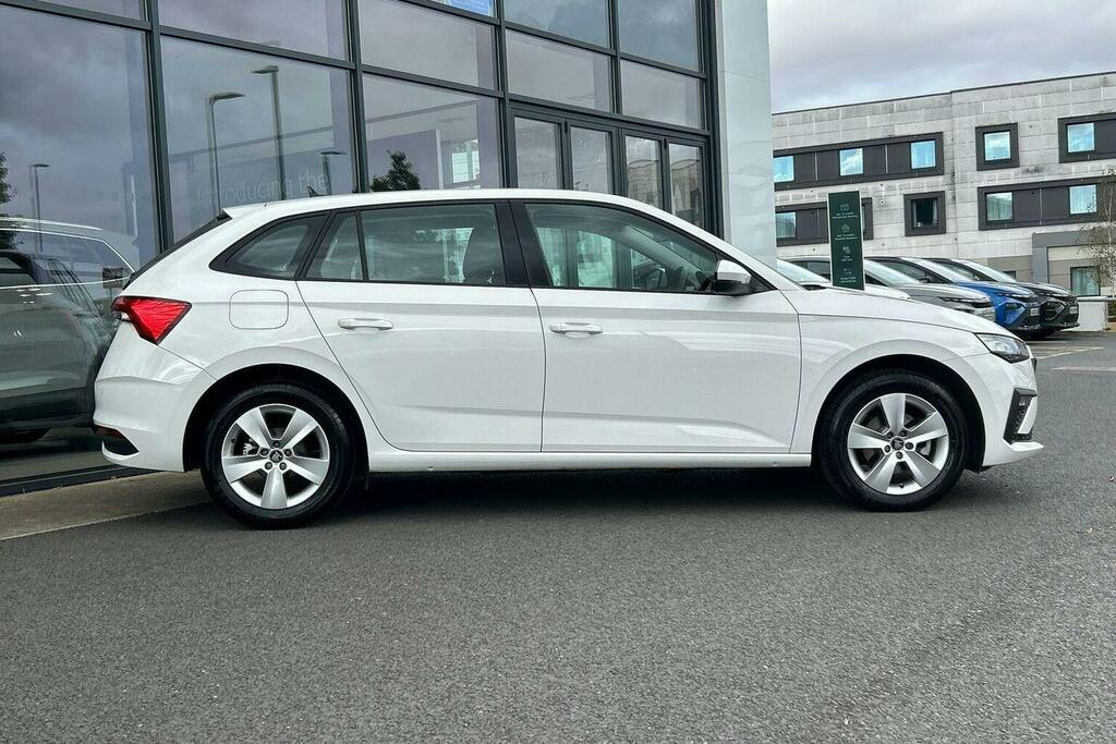 Skoda Scala 1.0 Tsi Se Edition Hatchback Dsg White #2
