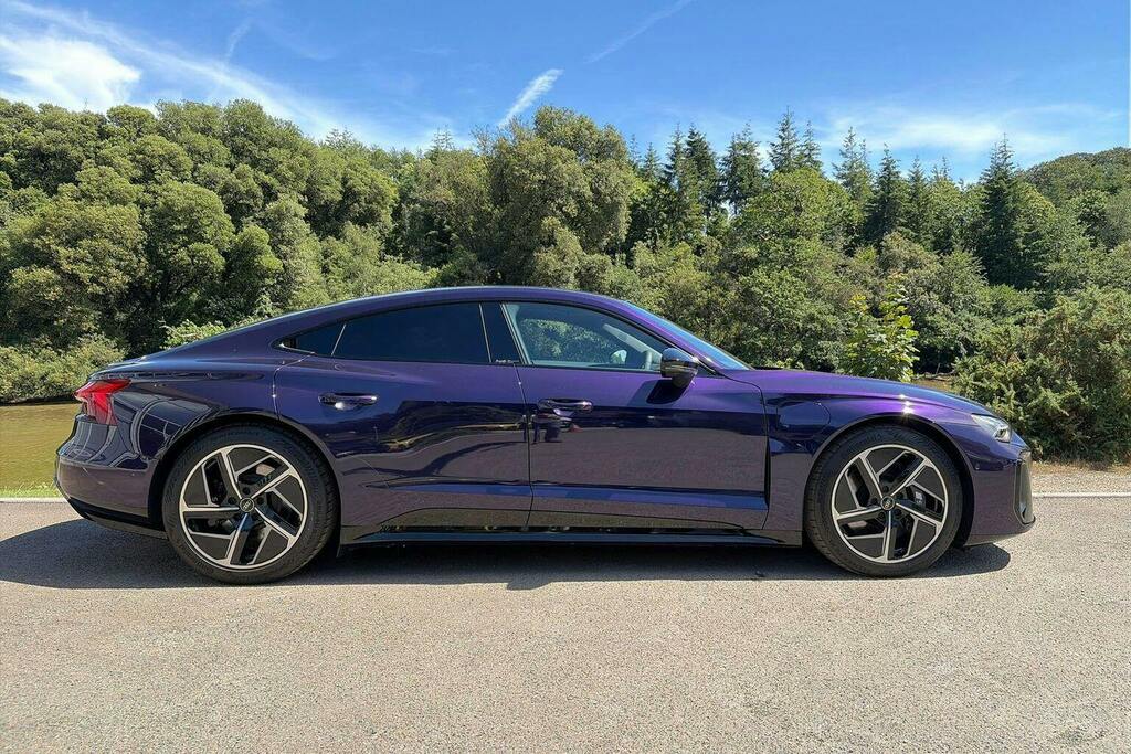 Audi E Tron GT 105Kwh Saloon Quattro WL26EZA Purple #2