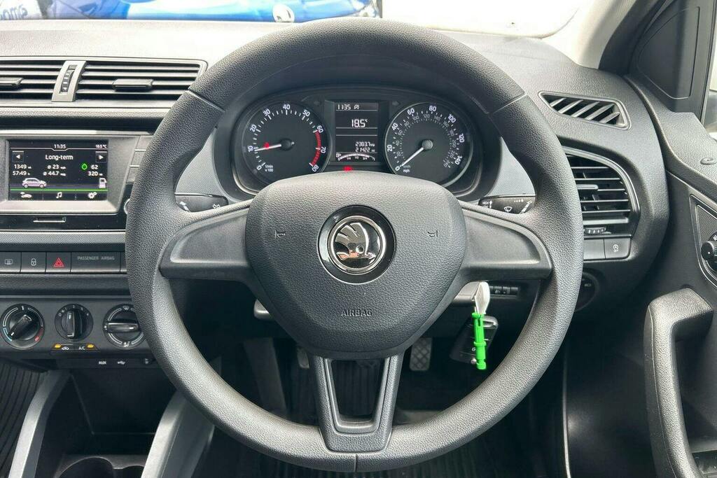 Skoda Fabia Colour Edition 1.0 Tsi 95 Ps 5G Man White #32