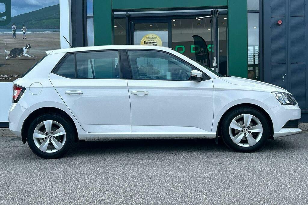 Skoda Fabia 1.0 S Plus Hatchback White #2