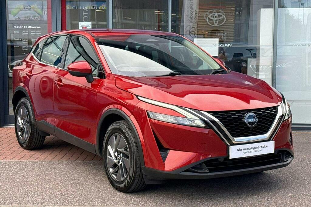Nissan Qashqai 1.3 Dig T Mhev Acenta Premium Suv Hybri Red