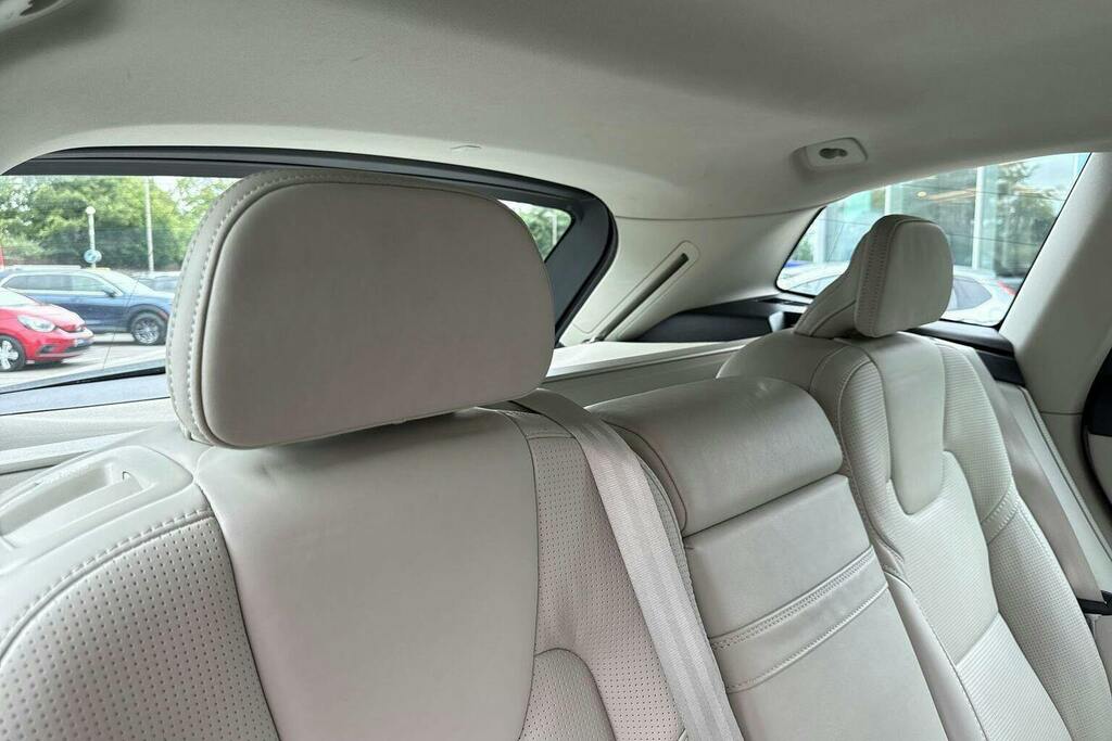Volvo XC60 2.0H T8 Twin Engine 11.6Kwh Inscription Awd E Black #58