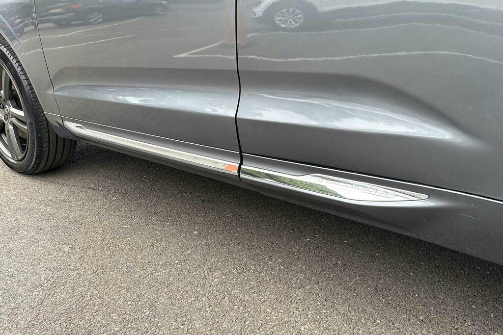 Volvo XC60 2.0H T8 Twin Engine 11.6Kwh Inscription Awd E Black #24