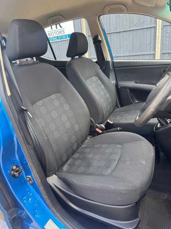 Hyundai I10 Hatchback Silver #17