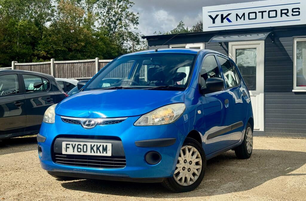 Hyundai I10 Hatchback Silver #35