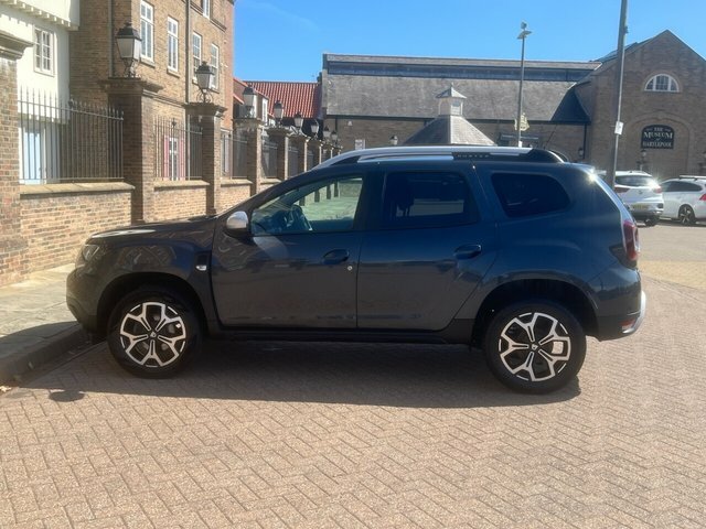 Dacia Duster Hatchback White #18
