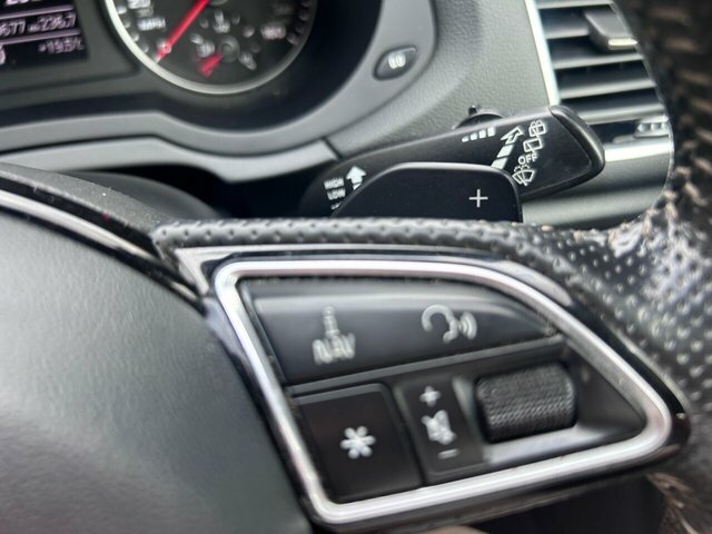 Audi Q3 Estate Black #21
