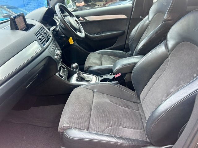 Audi Q3 Estate Black #34