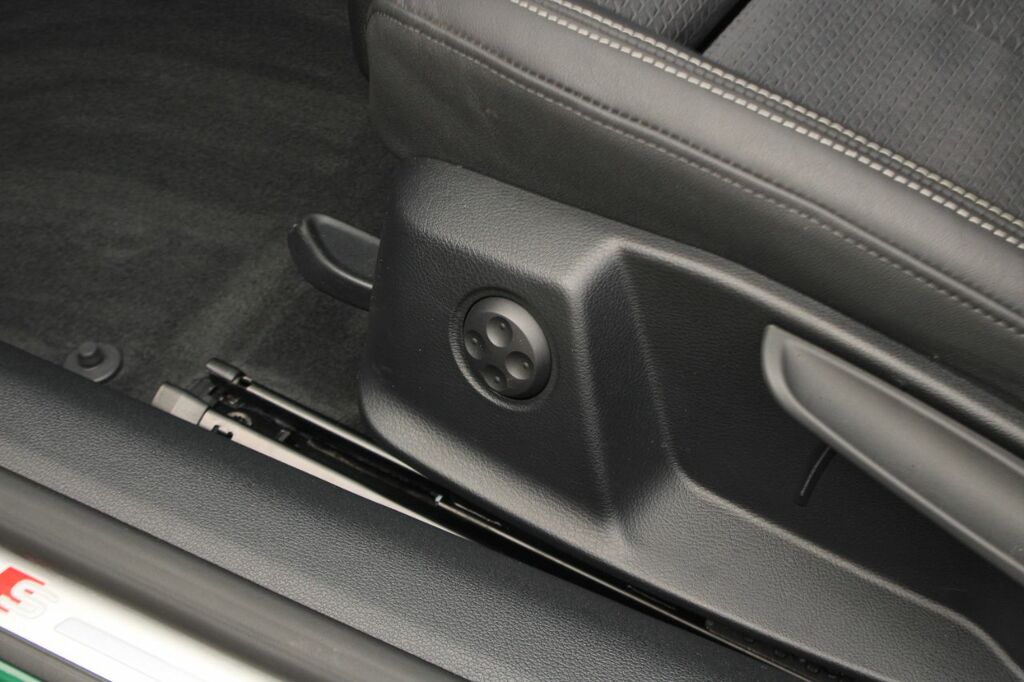 Audi A5 Hatchback Black #32