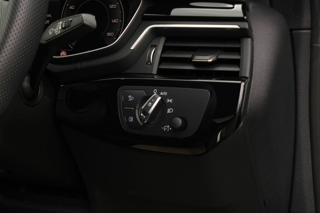 Audi A5 Hatchback Black #36