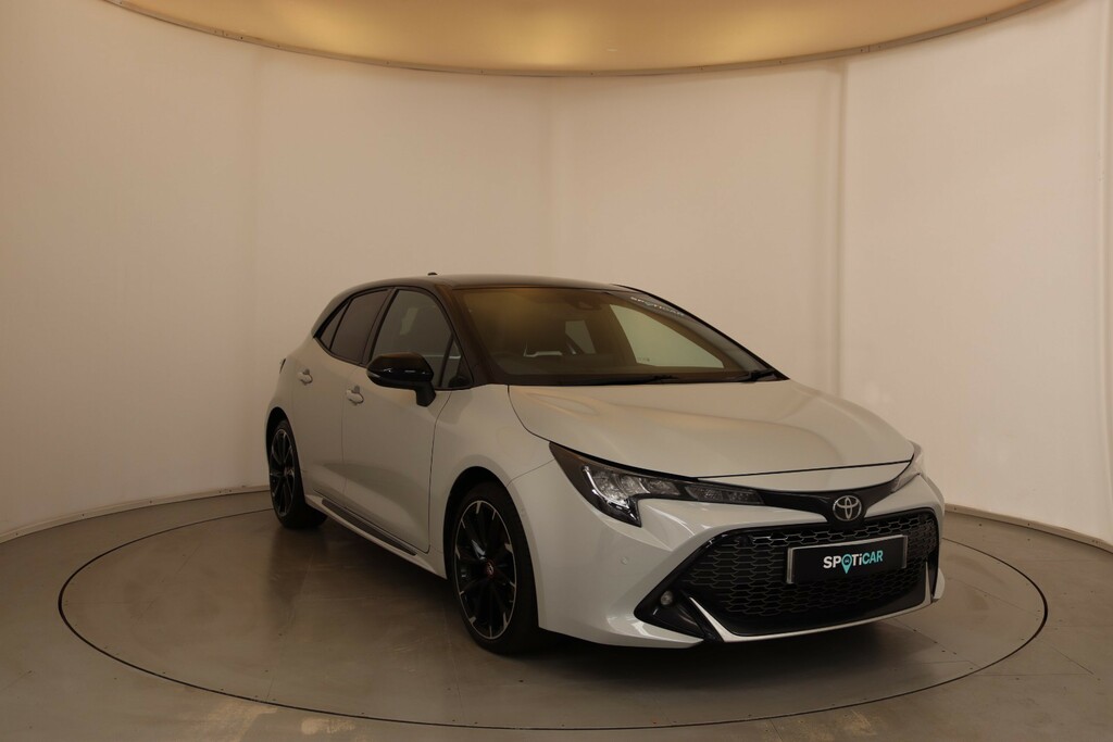 Toyota Corolla 1.8 Hybrid Design Cvt White