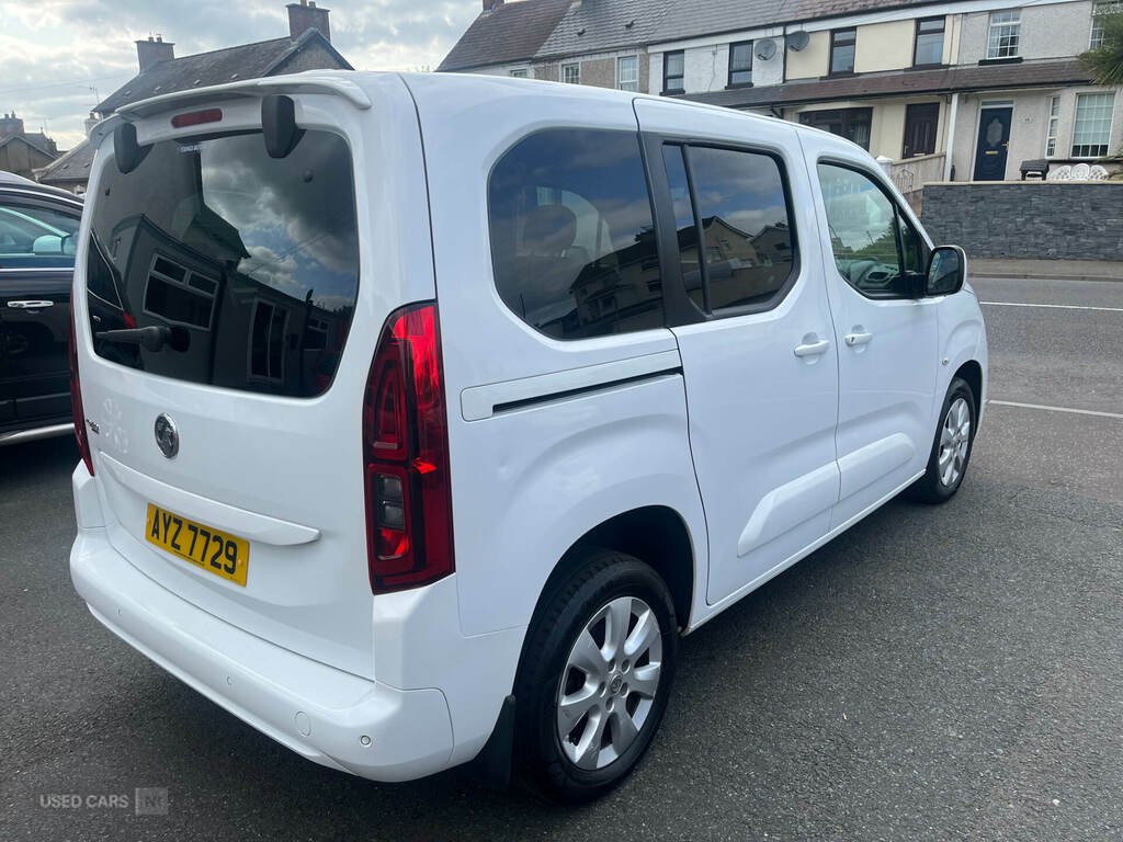 Vauxhall Combo 1.5 Turbo D Se 7 Seat AYZ7729 White #6