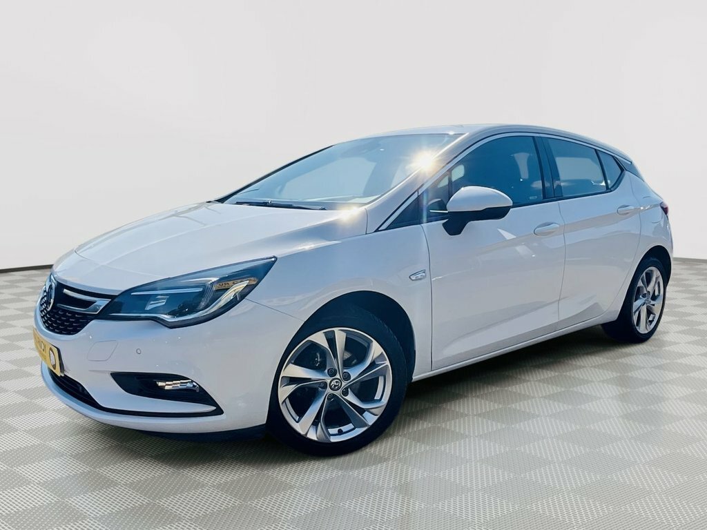 Vauxhall Astra 1.4L Sri Nav DY66CCU White #4