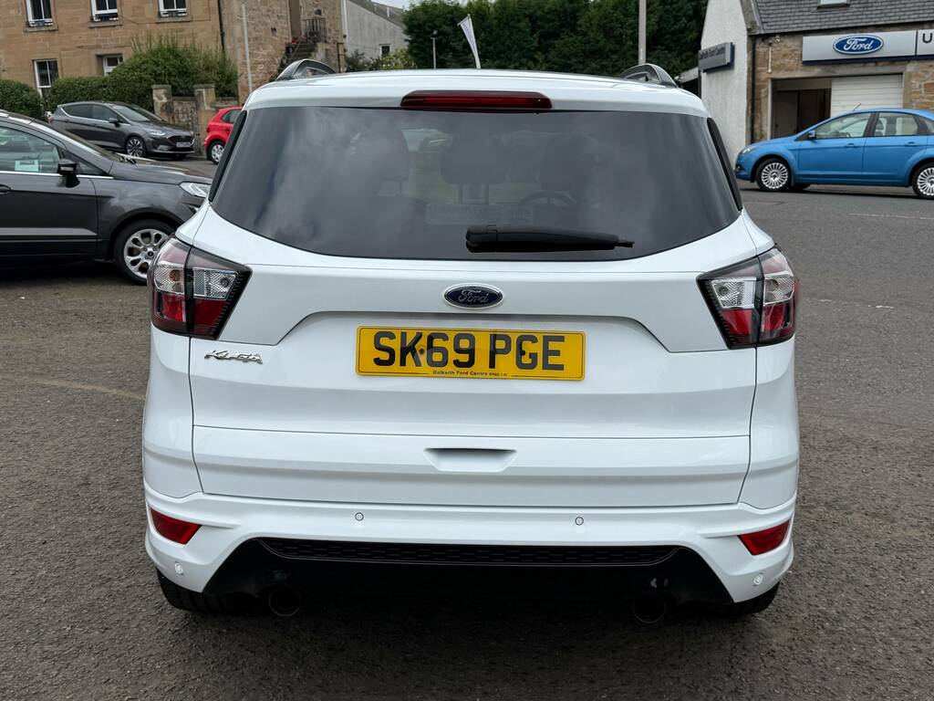 Ford Kuga St-line Tdci 2.0 150Ps SK69PGE White #3