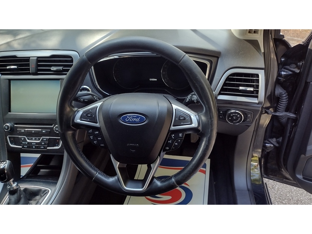 Ford Mondeo Tdci Titanium BT15ETV Black #4