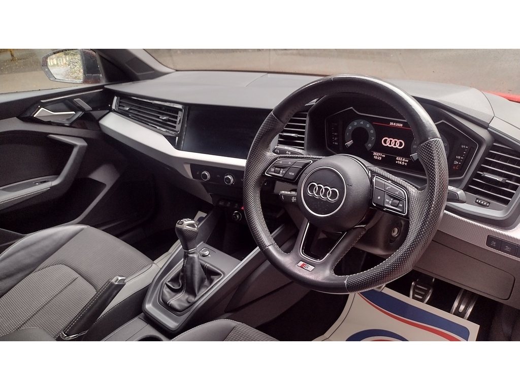 Audi A1 Tfsi S Line EL13GAR Red #6