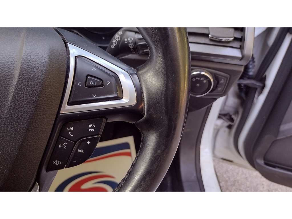 Ford Mondeo Tdci Titanium LG15VPN White #6